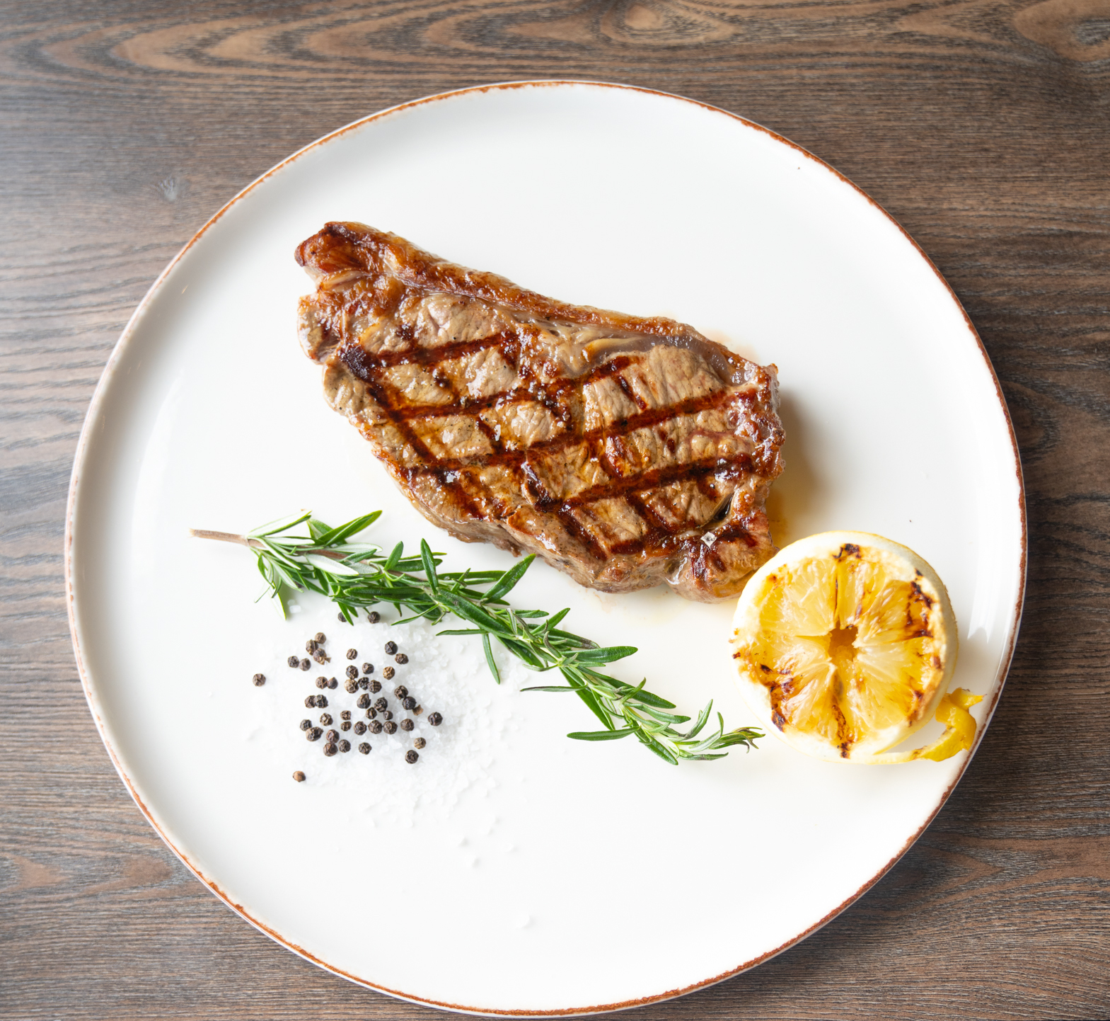 The Ultimate Steak Breakdown: Navigating Your Beef Choices! - Volcanos ...