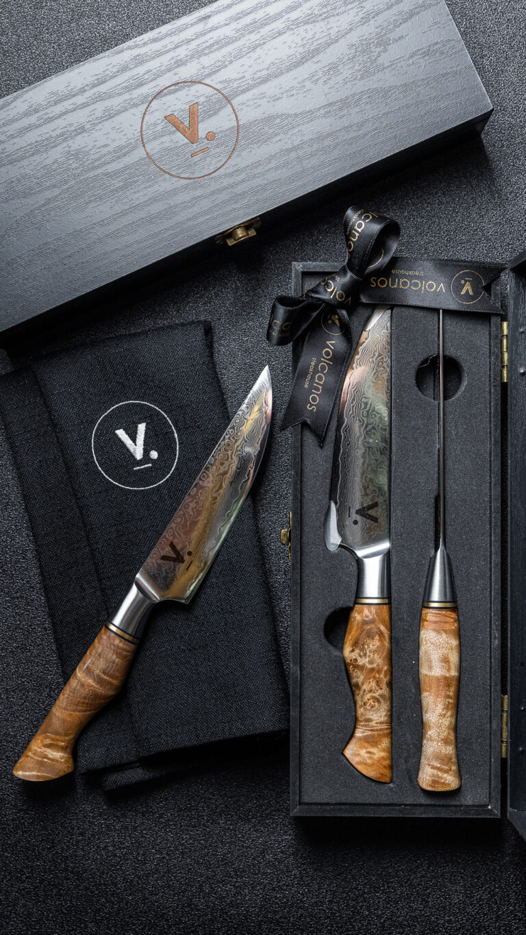 Volcanos 2 Steak Knife Box Gift Set