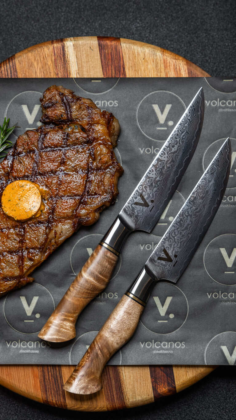 Volcanos 2 Steak Knife Box Gift Set