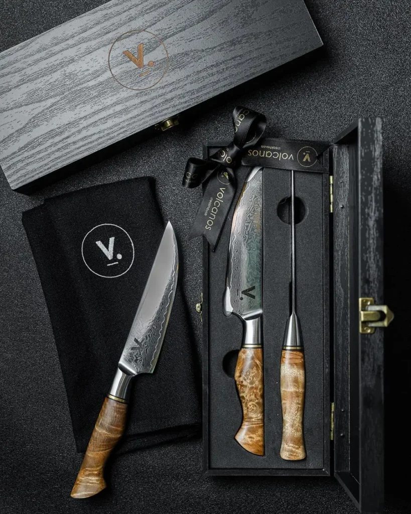 Volcanos 2 Steak Knife Box Gift Set