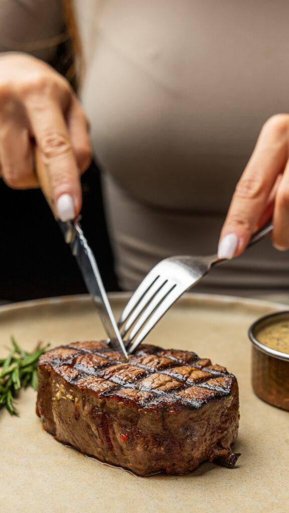 0Y6A6708 Why Resting Steak Is Just as Important as Grilling